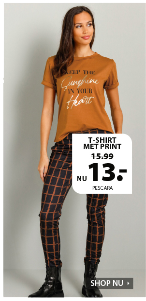 Keep the sunshine! Met dit T-shirt ben jij degene die show steelt. Een fijne casual look heb je zo samengesteld door dit T-shirt te combineren met een stoere jeans en een mooie blazer.