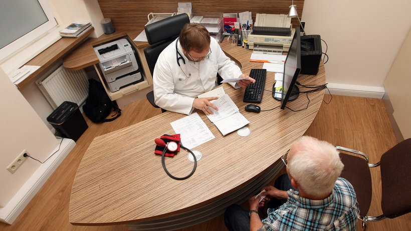   Beim Arztbesuch kommt es auf die richtige Kommunikation an. © Adam Berry/Getty Images 