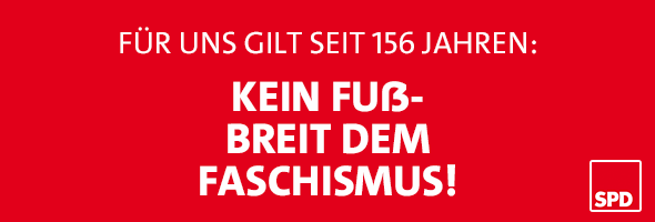 Banner: Für uns gilt seit 156 Jahren: kein Fußbreit dem Faschismus!