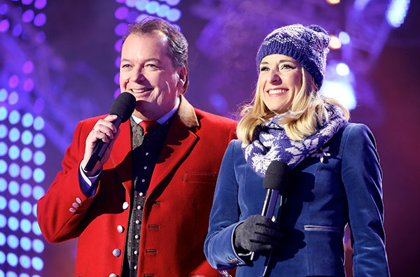 Wenn die Musi spielt - Winter Open Air. Präsentiert von Stefanie Hertel und Arnulf Prasch.