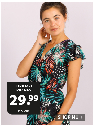 Opvallende zomerse jurk met multicolor allover print en ruches. Perfect voor een romantische zomerlook.