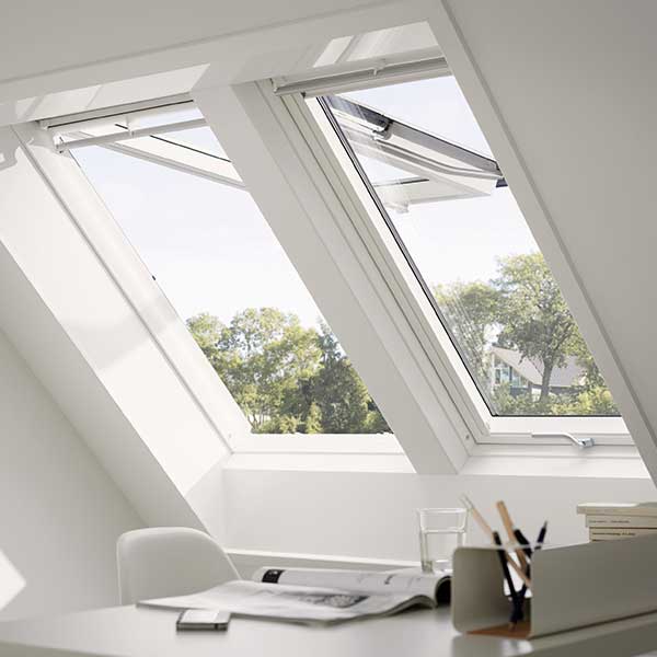 Klapp-Schwingfenster VELUX GPU 66 Kunststoff/Alu 114 x 118 cm (SK06)