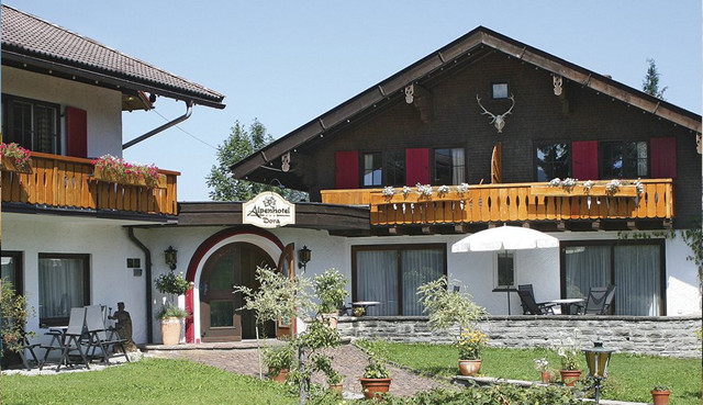 Alpenhotel Dora