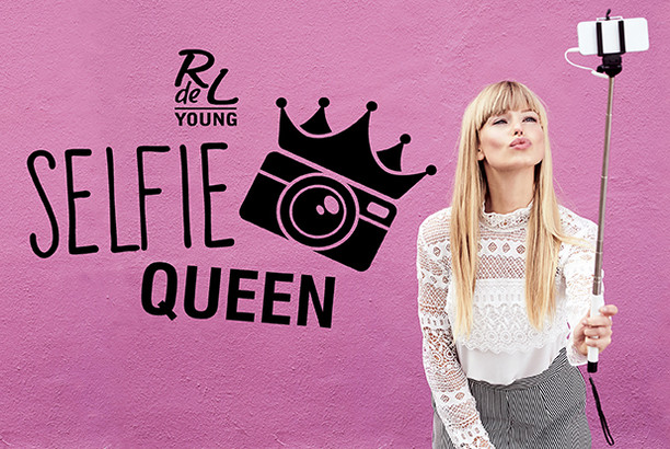 RdeL Young "Selfie Queen"
