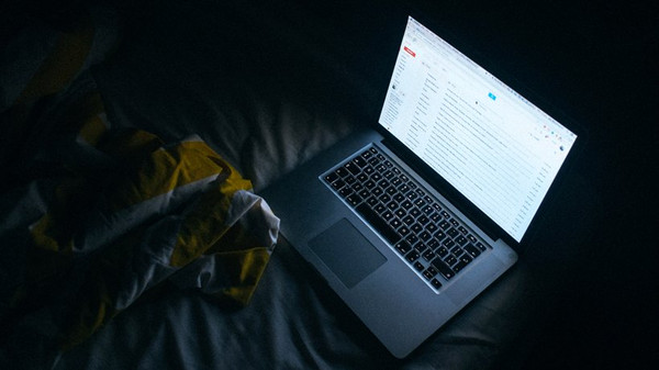 Cyberstalking: Es kann der Ex-Freund sein, dem man mal seine Passwörter verraten hat. © Jay Wennington/unsplash.com Cyberstalking: Es kann der Ex-Freund sein, dem man mal seine Passwörter verraten hat. © Jay Wennington/unsplash.com