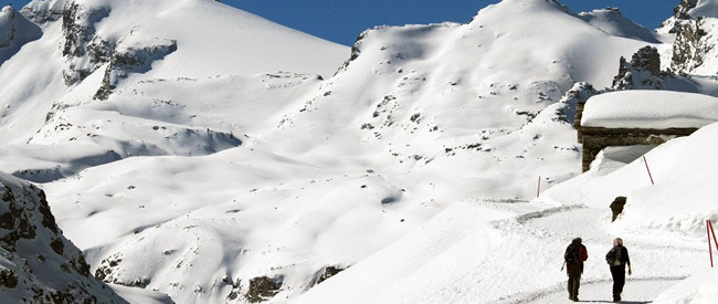 Graubünden - verschneite Berglandschaft