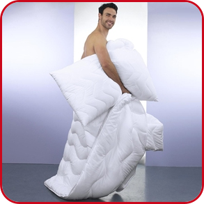 Superbauschiger Bettinhalt mit Mikrofaser-Bezug