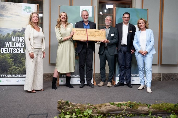 Die KlimaWildnisZentrale
Eine neue Anlaufstelle für Wildnis in Deutschland