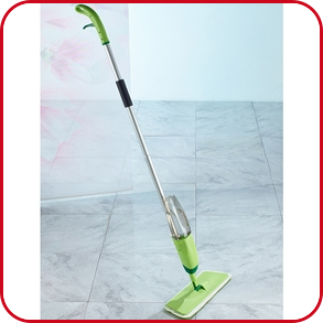 Spray-Mopp mit integrierter Sprühfunktion