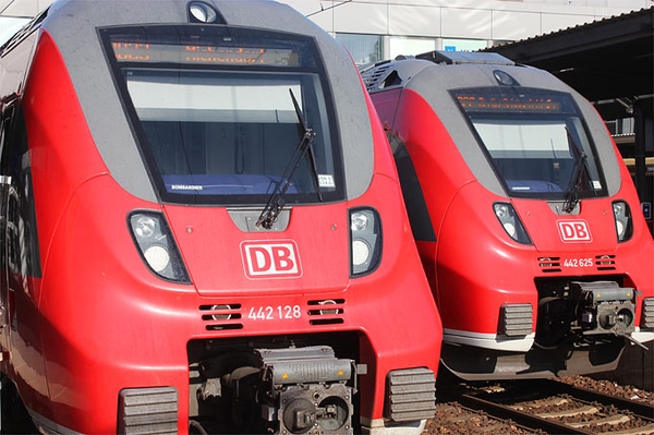 Neue Umfrage zeigt Mehrheit unterstützt dauerhaftes Deutschlandticket