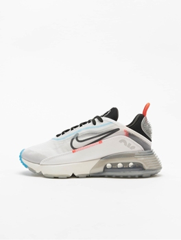 Nike Sneaker Air Max 2090 in bunt 