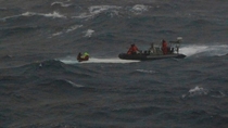 Erster Rumpf der neuen Farr X2 verliert Kiel und kentert