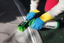 So werden Sprayhood und Persenning wieder sauber So werden Sprayhood und Persenning wieder sauber