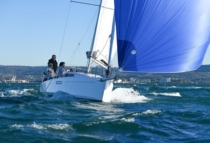 Von hart bis zart: Exklusiv-Test der neuen Beneteau First 27