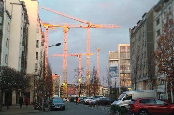 Grenzen des Wachstums erreicht Gemeinsame Forderungen der Berliner Umweltverbände zur Wahl