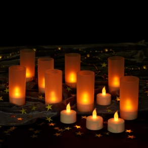 LED-Kerzen mit Ladegerät, 12 Stück