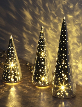 Glaskegel «Stern» mit LED, 3er-Set