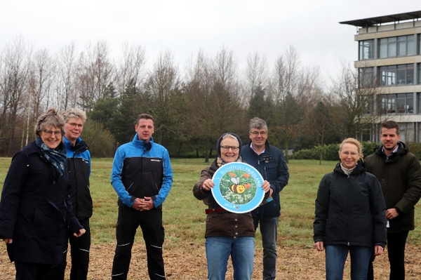 MOBILUM fördert „Blühendes Gewerbe“ Pilotprojekt im Landkreis Friesland zur Förderung der Biodiversität auf Gewerbeflächen