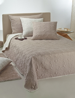 Bettüberwurf «Ultra» in geschmackvollem Double Face