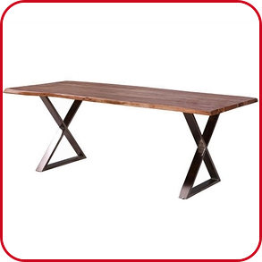 Tisch aus Holz, L 160 cm