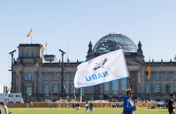 Attacken gegen NGOs sind Angriff auf Demokratie!