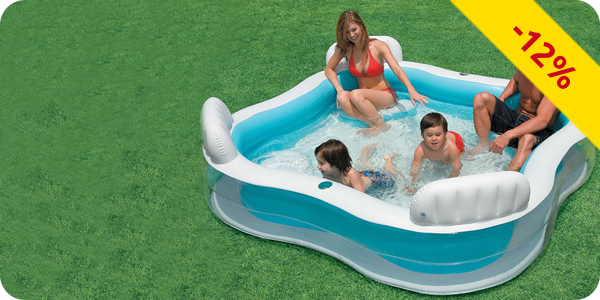Pool mit 4 Sitzen