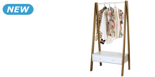 Staffelei-Garderobe mit grosser Schublade