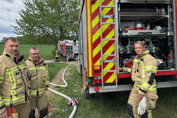 Feuerwehr hilft beim Amphibienschutz