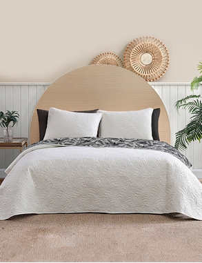 Bettüberwurf «Andrea»