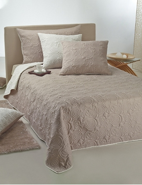 Bettüberwurf «Ultra» in geschmackvollem Double Face