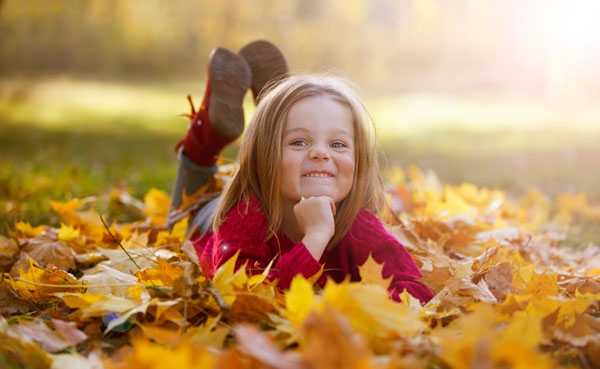 Herbstbunte Vielfalt: Neue Ratgeber, Spiele und Materialien für die Kita