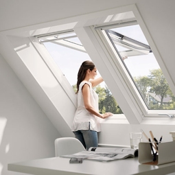 Klapp-Schwingfenster VELUX GPU 66 Kunststoff/Alu 55 x 98 cm (CK04)