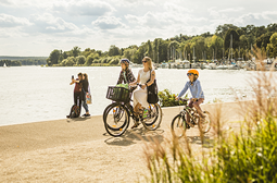 Top 11 of the most beautiful bike tours along the waterside in Berlin