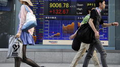 Nikkei-Index hält sich über 9.000 Punkten