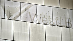 Schriftzug der WestLB ist bereits verschwunden