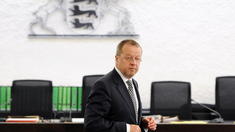 Staatsanwalt fordert Haftstrafe für Ex-Porsche-Vorstand