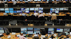 Unsichere Anleger geben Derivatehandel Auftrieb