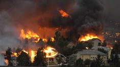 Zehntausende fliehen vor Waldbrand bei Colorado Springs
