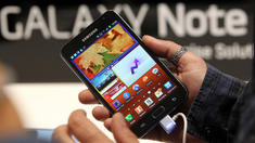 Smartphones setzen Computer-Dinos unter Druck