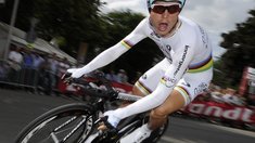 Martin stürzt zu Beginn der 1. Etappe