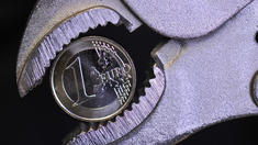 Euro verliert im frühen Handel zum Dollar