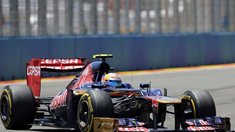 Strafen für Maldonado, Kobayashi und Vergne