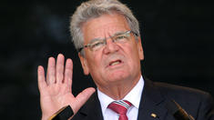 Gauck sieht „breite Front“ gegen Rechtsextremismus