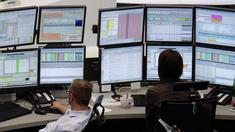 Dax startet mehr als zwei Prozent im Plus Dax startet mehr als zwei Prozent im Plus