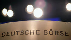 Anleger strafen Deutsche Börse ab
