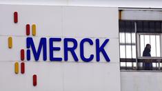 Merck erwägt weitere Auslagerung
