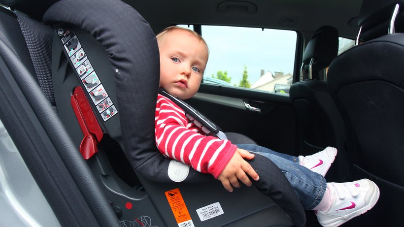 Der Kindersitz muss vor allem zur Körpergröße passen. © Frank May/dpa