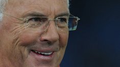 Beckenbauer: Pirlo-Elfmeter einmalige Sache