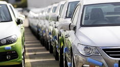 Exporte brechen ein, aber Bundesbank bleibt optimistisch Exporte brechen ein, aber Bundesbank bleibt optimistisch