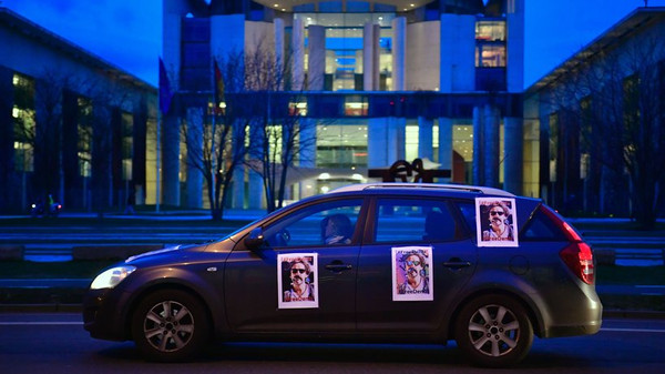 Proteste gegen die Inhaftierung von Deniz Yücel © John MacDougall/AFP/Getty Images Proteste gegen die Inhaftierung von Deniz Yücel © John MacDougall/AFP/Getty Images